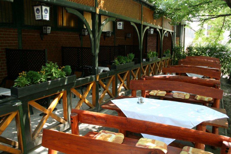 vendéglő vendéglő